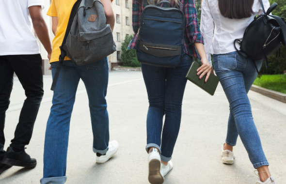 不登校生専門の進学塾ディスカバリー